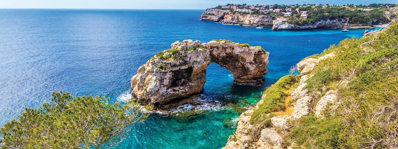 Spain And Malta