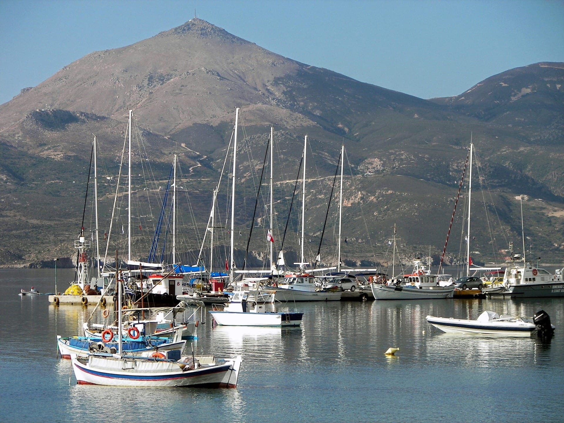 Wind Conditions on an Aegean Sea Yacht Charter