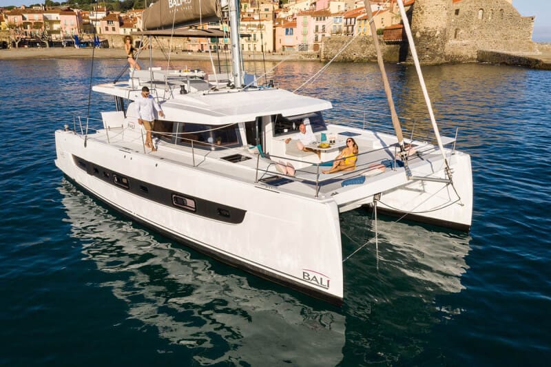Charter Information, The Bali 5.4 In Greece
