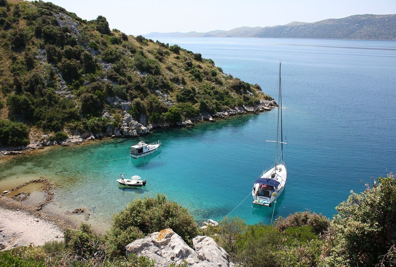 Borrow a Boat from a Peer-to-Peer Platform