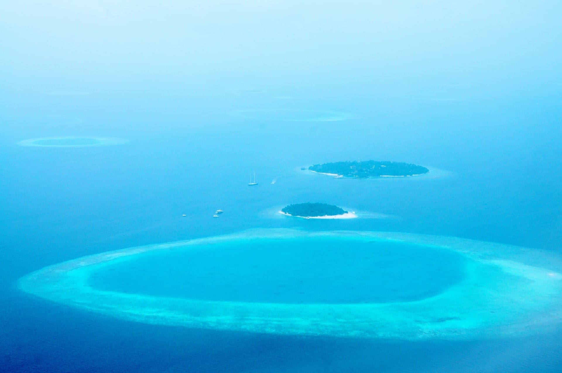 Best Time to Book a Luxury Maldives Yacht Charter