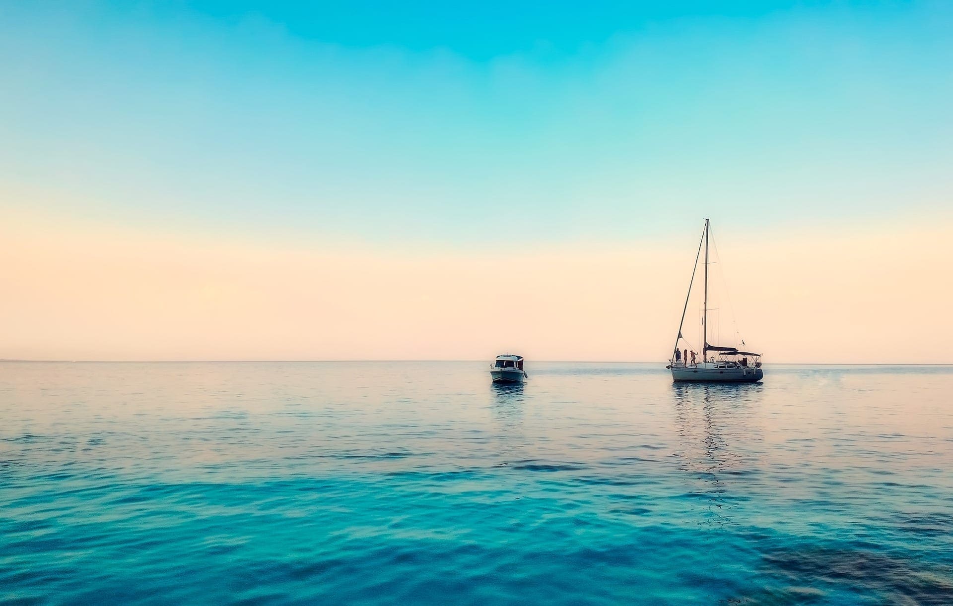 Choosing the Right Cruising Area for a Greek Yacht Charter