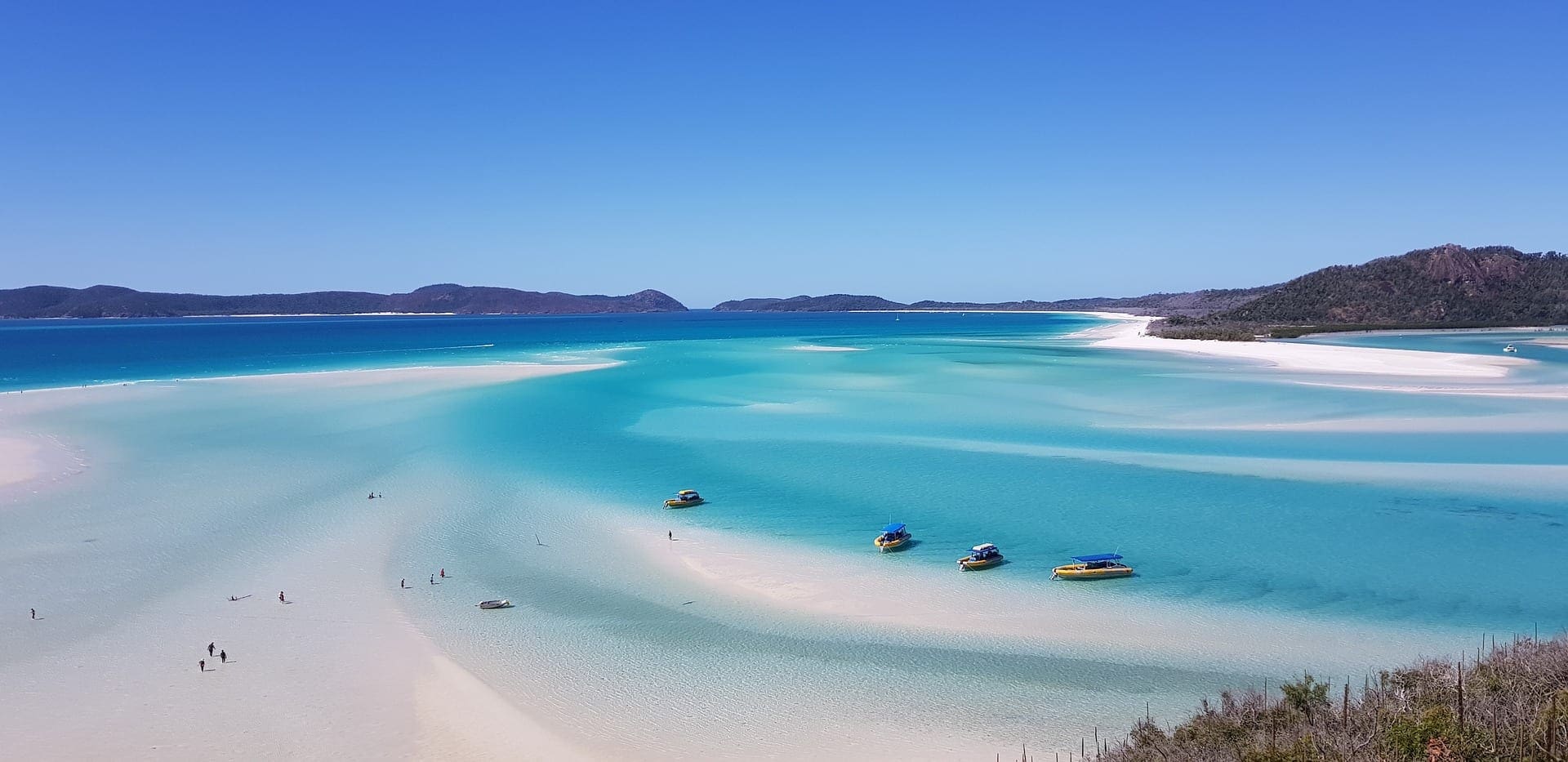 Places Not to Miss on a Whitsundays Yacht Charter