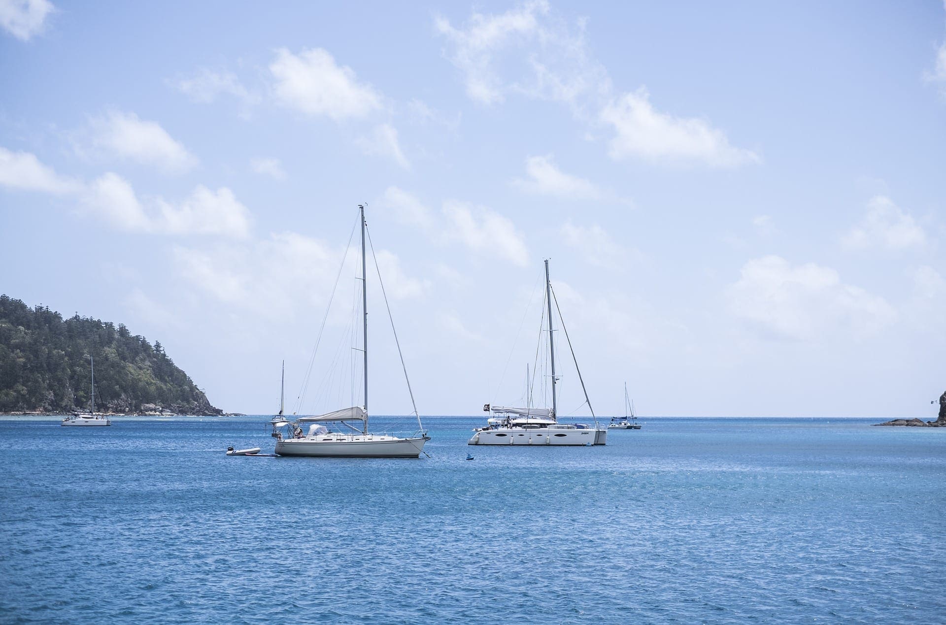 Best Time to Book a Whitsundays Yacht Charter