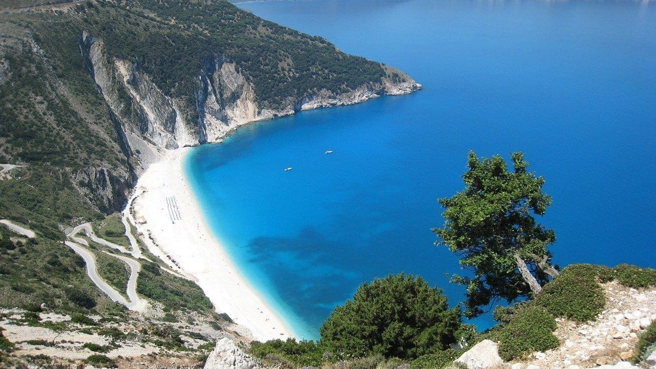 Getting to Your Greek Yacht Charter