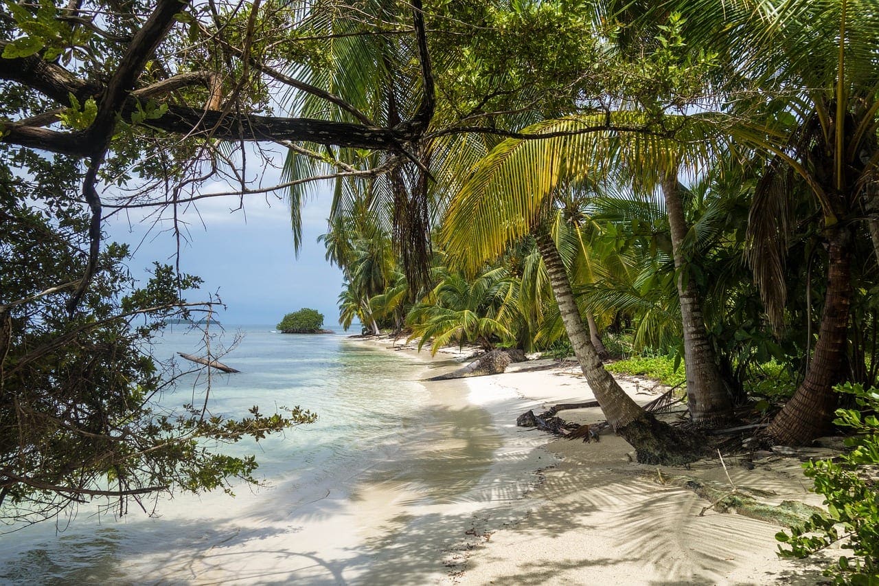 Caribbean Catamaran Charter – San Blas Islands