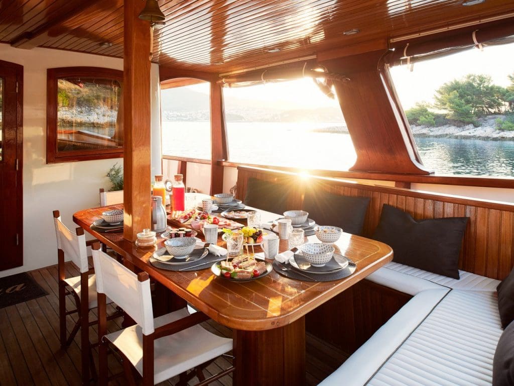 Sail On Cataleya