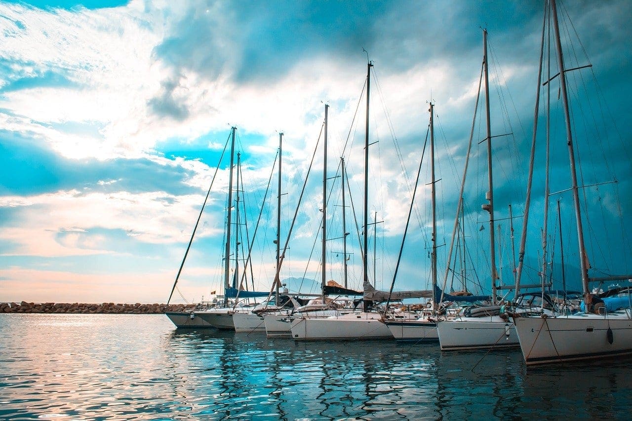 A Spotlight of the Yacht Charter Greece Towns