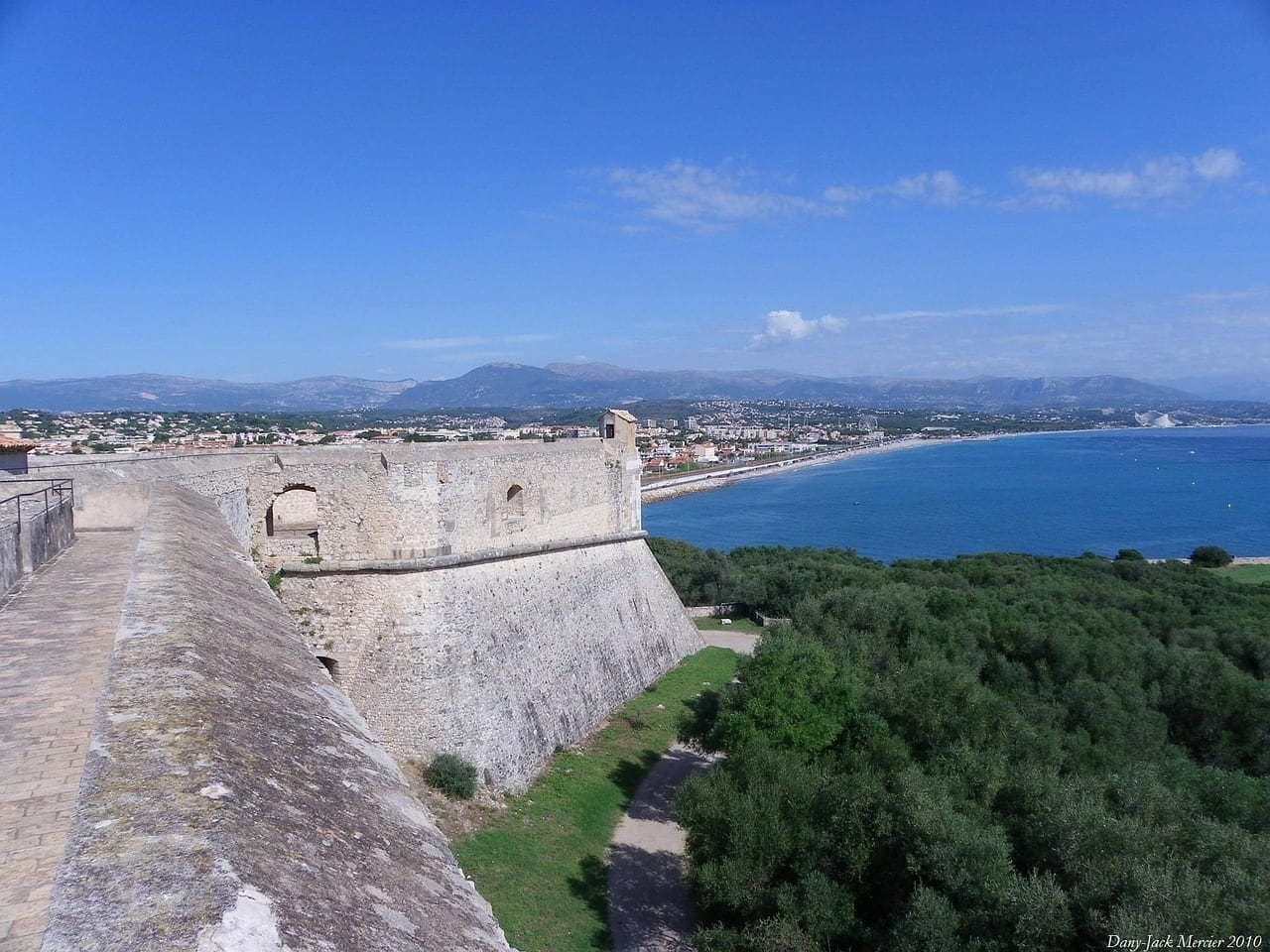 Weather on a French Riviera Yacht Charter