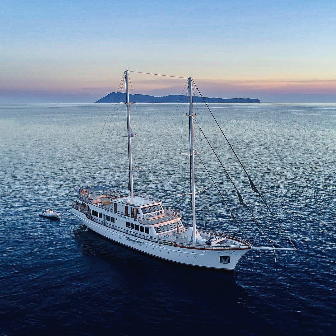 Luxury Yacht Corsario